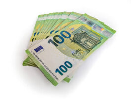 100 Euro Banknotes