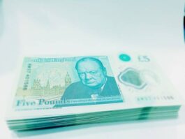 5 British Pound Banknotes